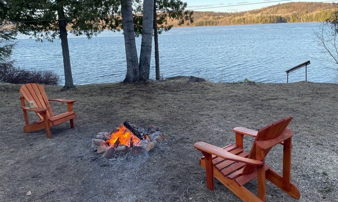 Madawaska Valley House | Cozy, modern cottage lots of space, perfect waterfront for swimming/water fun!