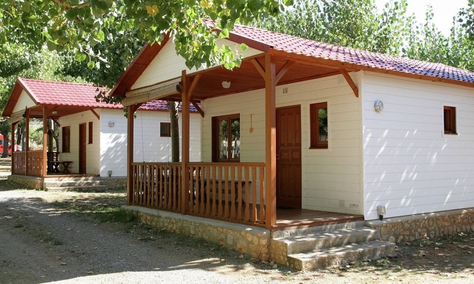 La Puebla de Roda House | Cozy Mountain Bungalow