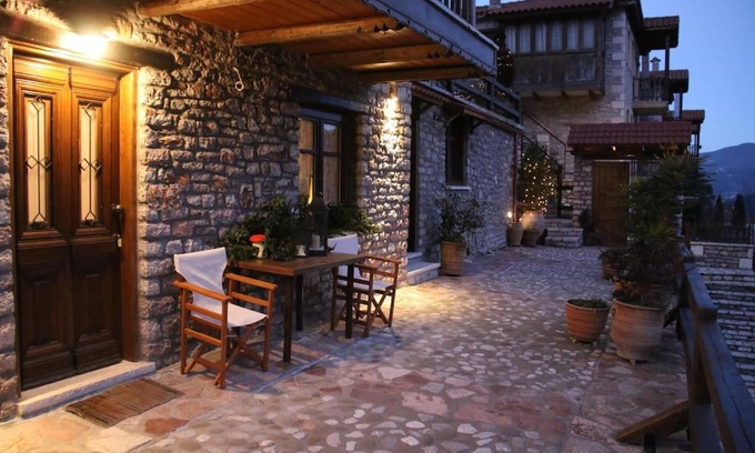 Karpenisi Apartment | Cozy Mountain Cabin