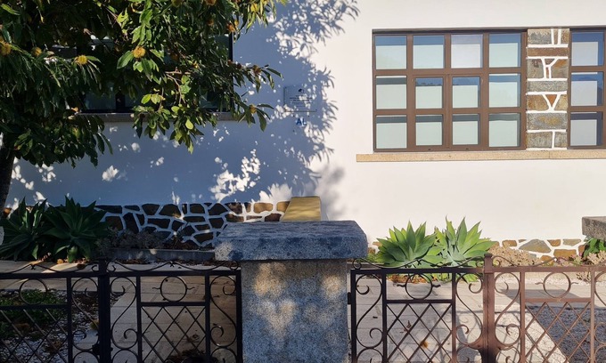 Proenca-a-Nova House | Cozy mountain house for couples or families - we're pet-friendly!
