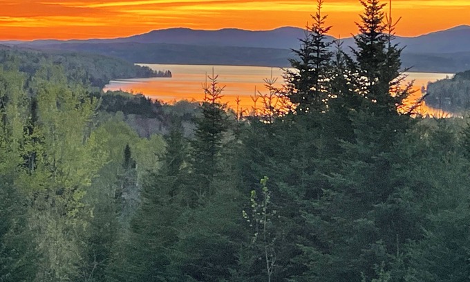 Sandy River House | Cozy Mountain Home Overlooking the Beautiful Rangeley Lake