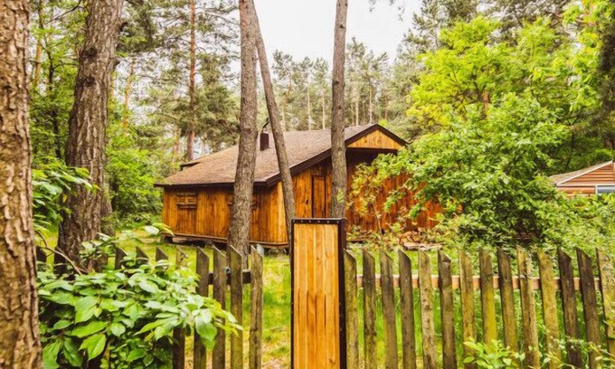 gmina Maciejowice Ski Chalet | Cozy Nature Retreat: w/Patio ~ Fireplace & Garden
