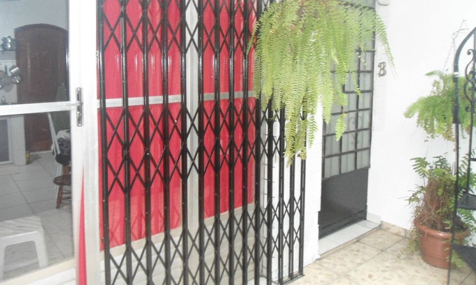 Jurunas House | Cozy Net Kit! Next to the Historic Center of Belém.