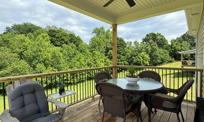Scottsville House | Cozy, NEW Lake House at Barren River Lake #1