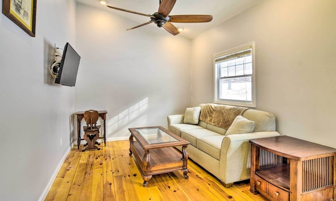 Town of Richmond Cottage | Cozy New York Retreat Near Skiing & Golfing!