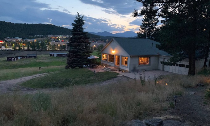 North Central Evergreen House | cozy North Evergreen cottage on 5 acres