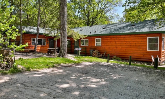 Puposky Cabin | Cozy Northwoods Retreat - Steps from Private Beach