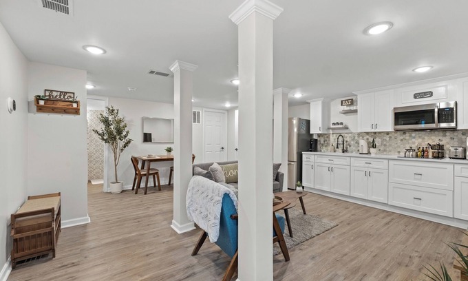 North Decatur House | Cozy Oasis in Atlanta's Forest!