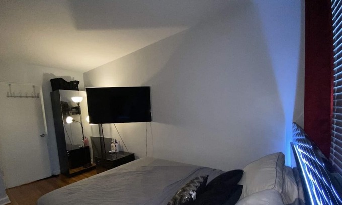 East Orange Apartment | Cozy one bedroom apartment perfect for unwinding