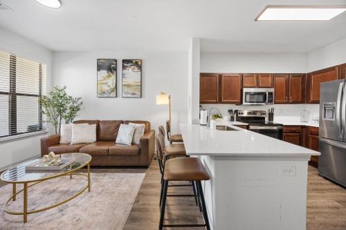 Frisco Apartment | Cozy One-Bedroom Retreat