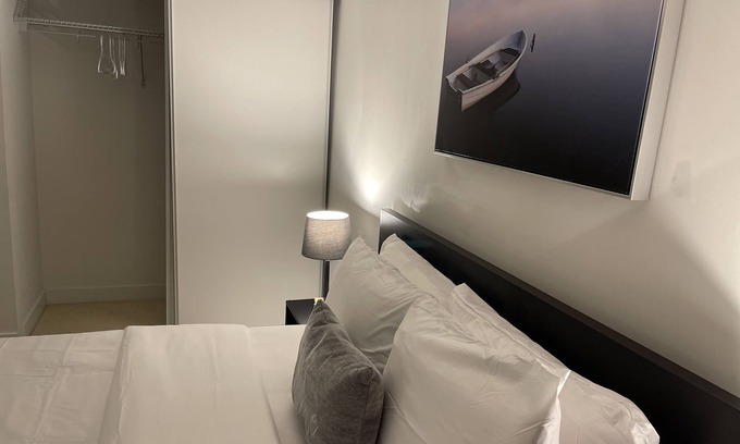 CityPlace Apartment | Cozy open concept 2BR 2Bath w/Parking -Jays/CN