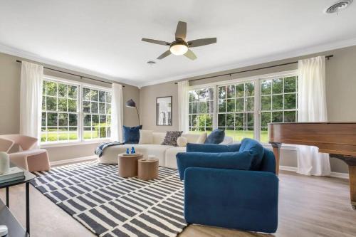 Woodland Drives House | Cozy - Organic Modern - Bungalow - FSU