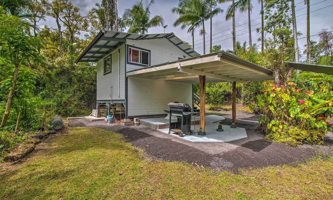 Leilani Estates Apartment | Cozy Pahoa Hideaway Near Black-Sand Beaches!
