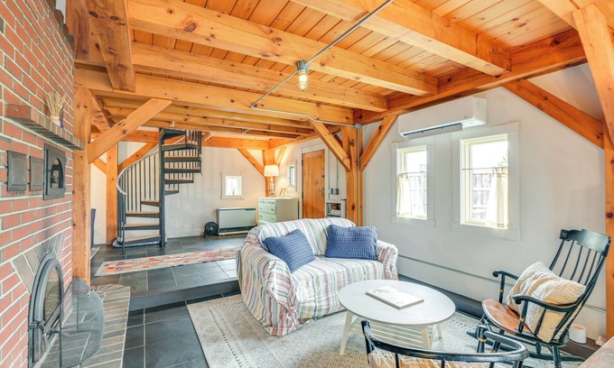 Penobscot Cottage | Cozy Pet-Friendly Cottage Near Fort Knox & Acadia