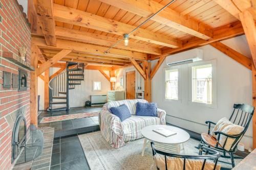 Penobscot House | Cozy Pet-Friendly Cottage Near Fort Knox and Acadia