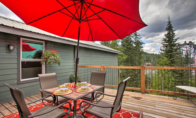 Coeur d'Alene Cottage | Cozy Pet-Friendly Coeur d'Alene Lake Cottage!