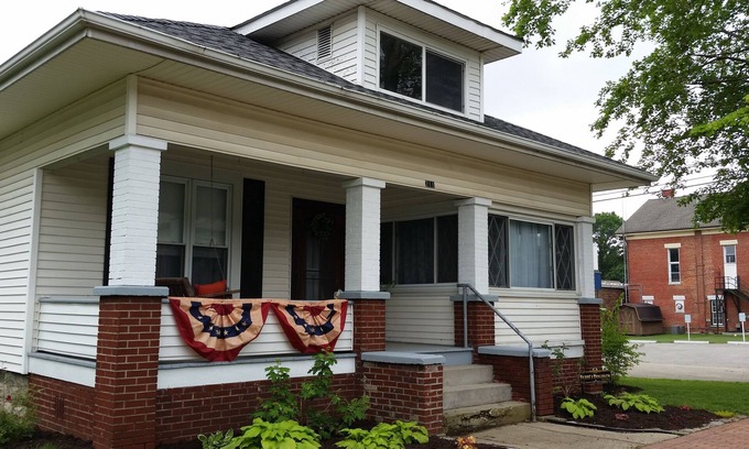 West Liberty House | Cozy place near Ohio Caverns, Piatt Castles, Mad River Mountain