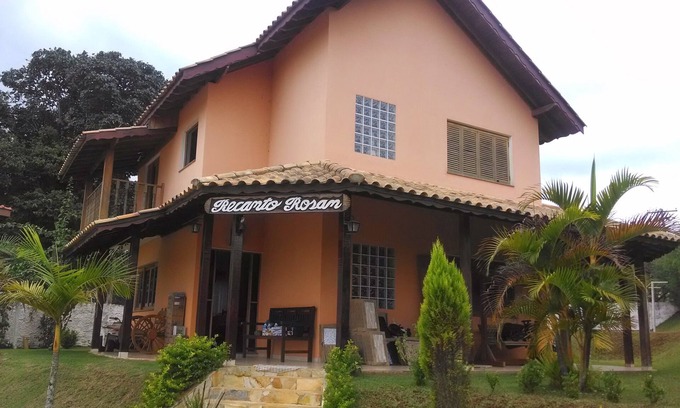 Piracaia House | Cozy place with pool and barbecue