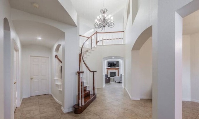 DeSoto Apartment | Cozy Private BDR - Amazing Cloud view!🌁🌅