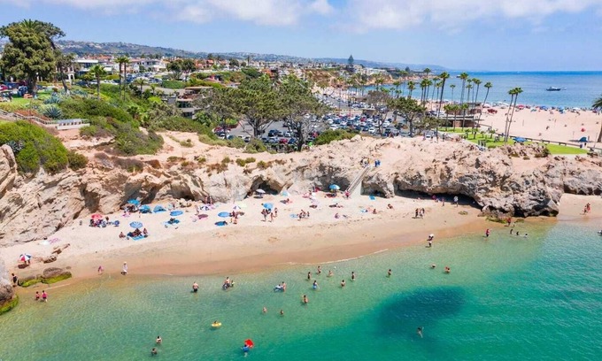 Corona del Mar Cottage | Cozy, private & charming 3bd/2ba cottage in a magical little village by the Sea