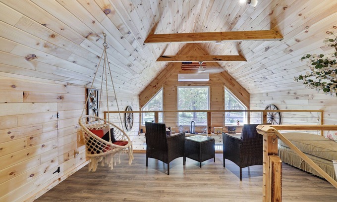 Pocono Summit Ski Chalet | Cozy Private Cottage with Lake Access at Mount Pocono