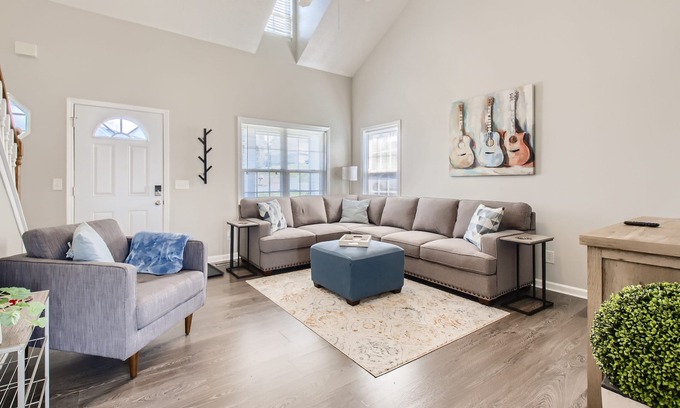 La Vergne House | Cozy & Quiet 3BD Retreat Near Downtown Nashville!