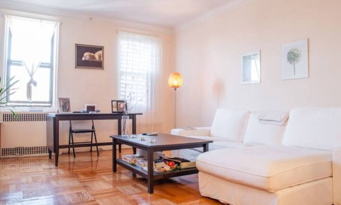 Ditmas Park Apartment | Cozy Quiet Sunny 1br Ditmas Park Close to Train