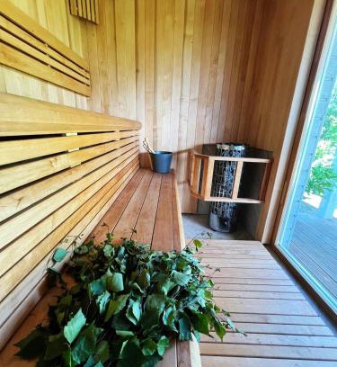 Sniuraiciai House | Cozy recreation area with a cabin