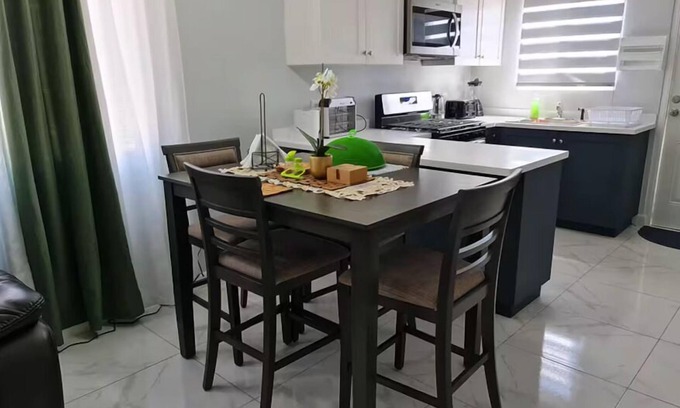 Old Harbour Apartment | Cozy Relaxing Home in Old Harbour