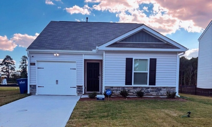 Wilson House | Cozy + Relaxing Newly built in 2025 3BR, 2BA Near Everything!