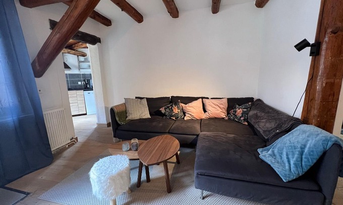 La Salle-les-Alpes Apartment | Cozy Renovated Apartment · Mountain Village Peace · Near Ski Lifts · Wifi