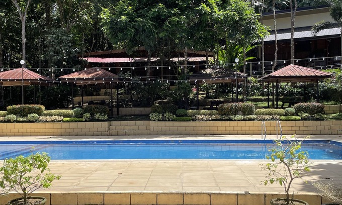 Nagcarlan Resort | Cozy Retreat amidst nature, very spacious for families and groups, free WiFi