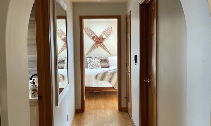 La Salle Cottage | Cozy retreat located off Lake Erie in Woodchuck Marina!