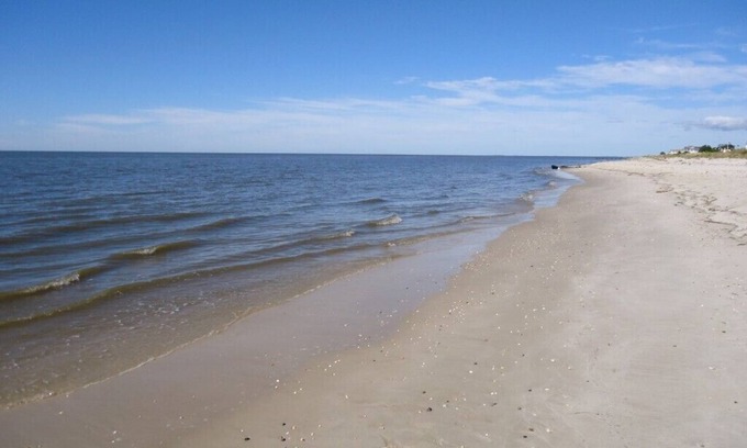 Villas Cottage | Cozy retreat, magnificent sunsets only 100 steps to the beach, Pets friendly!