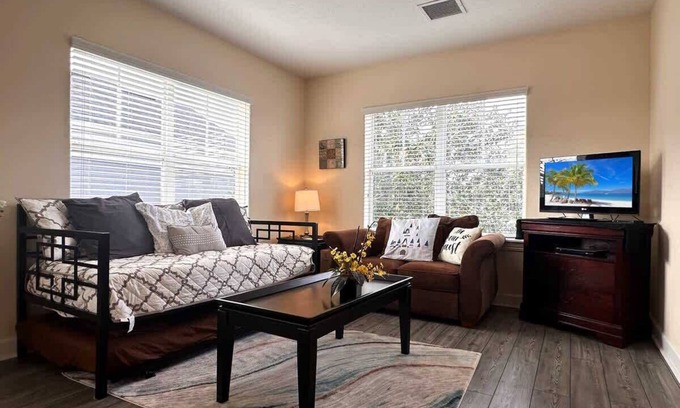 Reunion House | Cozy Reunion Resort Home - Sleeps 4 Near Disney