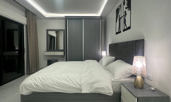 Suwailih Apartment | Cozy Rooftop Near Al Services 23