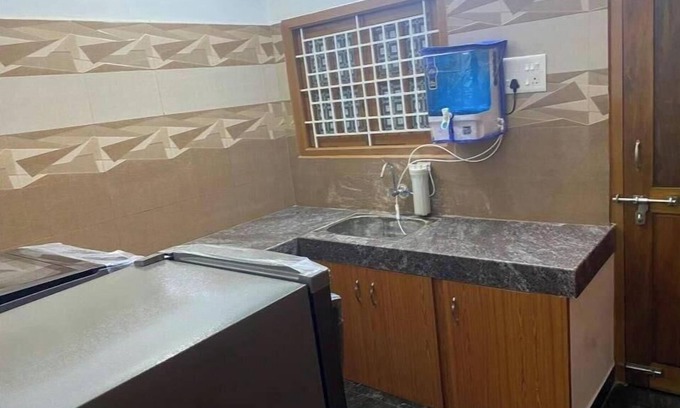 Dindigul House | Cozy Room in lovely Dindigul with AC, WiFi/Mymoon service apartment
