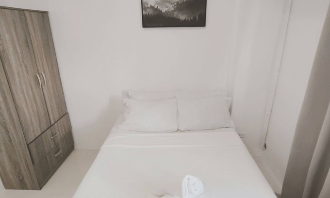 Mandurriao Condo | Cozy Room with Balcony in Iloilo City Condo