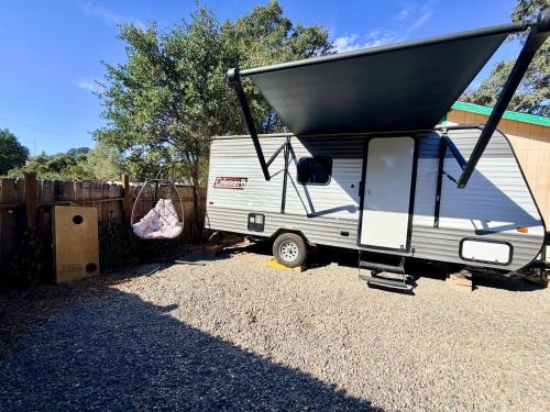 Clearlake Other | Cozy RV in Clearlake Private Gated Entry Free WiFi and Coffee Sleeps 4