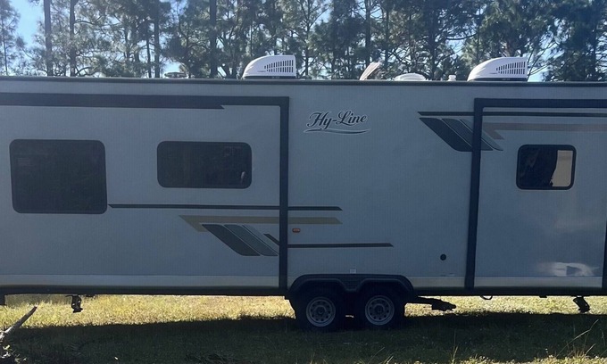 Port Malabar House | Cozy RV in Palm Bay, FL with pool access!