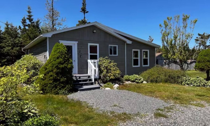 Guysborough County Cottage | Cozy Seaside 1 Bedroom Cottage