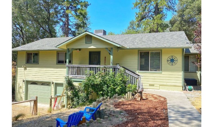 Wishon Cottage | Cozy Seven Pines Cottage - 3br 2bath - Yosemite & Bass Lake - forest home base