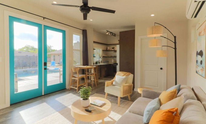 Manchaca House | Cozy South Austin Casita | Quiet & Relaxing Stay