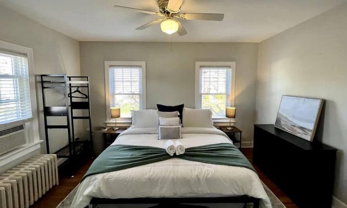 Highlands Douglass Apartment | Cozy & Spacious Apt | King Beds & Free Parking