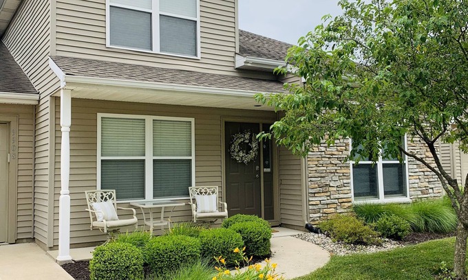 Fort Wayne House | Cozy/Spacious townhouse in prime location!