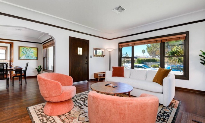 North Park House | Cozy Spanish Style w King Bed