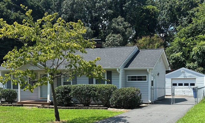 Winston - Salem House | Cozy Stay Near DT w/Deck and Fenced Yard