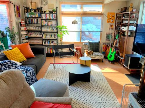 Nishi House | COZY STAY ReCork 民泊リコルク 車1台駐車可