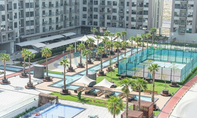 International City Apartment | Cozy Studio Apartment with Pool View in International City