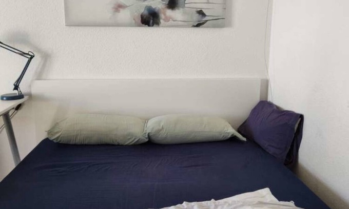 Hoehenberg Apartment | Cozy studio close to Deutz train Station